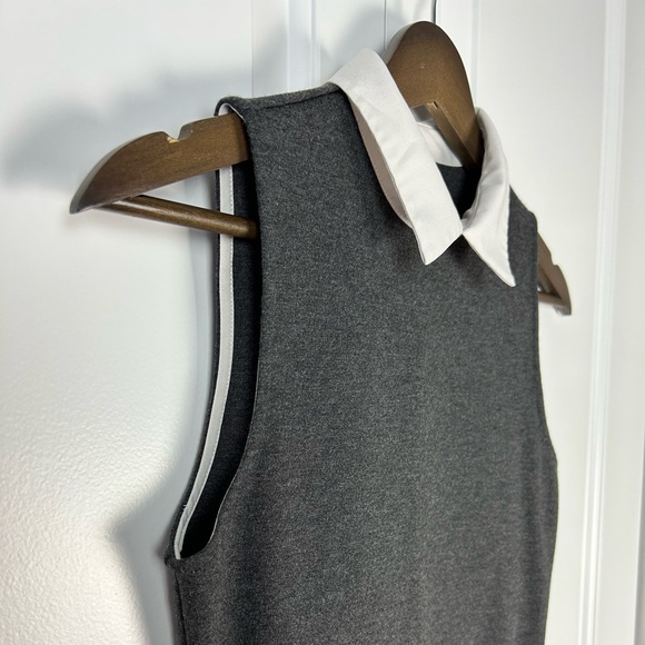 Against Nudity Montreal - Grey Collar Sleeveless Pencil Dress - Picture 4 of 8